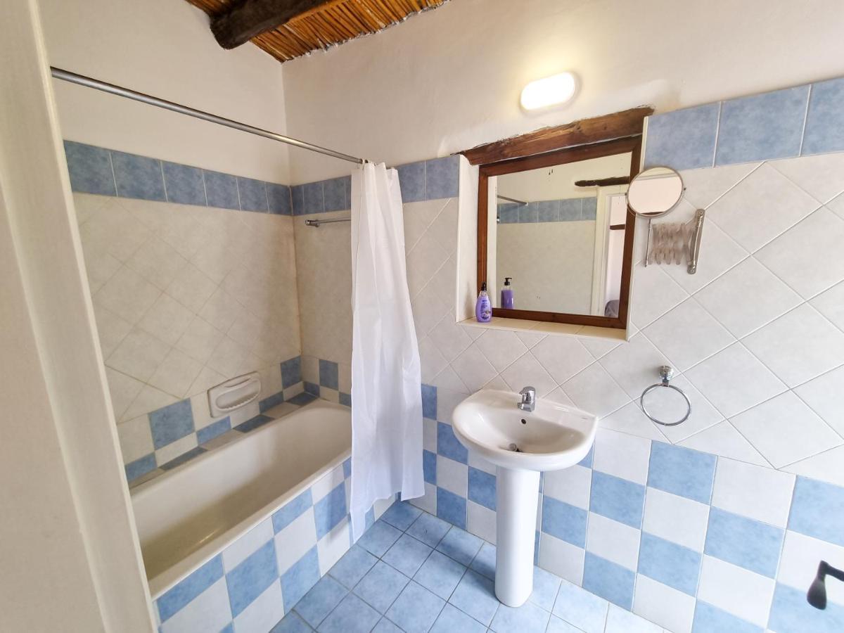 Athena'S Pool Oasis Apartamento Skarinou Exterior foto