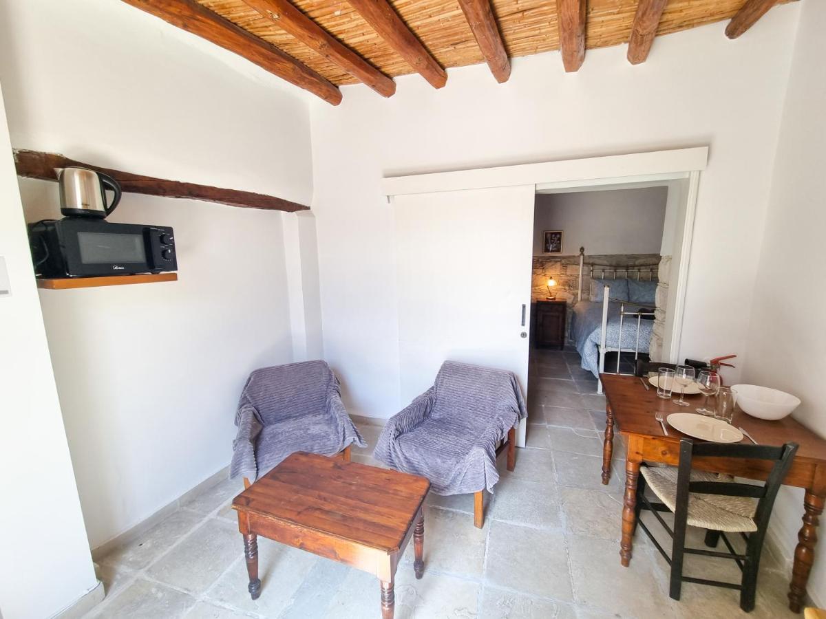 Athena'S Pool Oasis Apartamento Skarinou Exterior foto